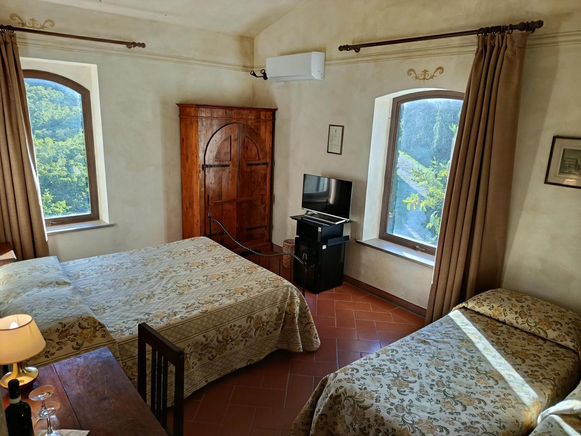 Superior Triple Room